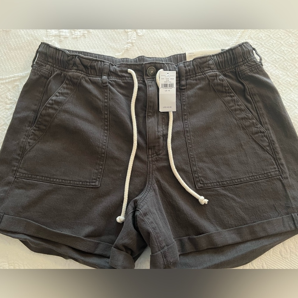 American Eagle Tomgirl Shorts Stretch 16 Women’s Black NWT
